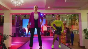 ДНК - КРАСОТА СИЛА СТРАШНАЯ ! МАМЫ VS ДЕТИ , ДЕФИЛЕ НА НОВЫЙ ГОД / 1000планет