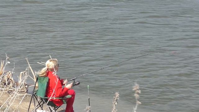 Разведчица на воблу Рыбалка в Астрахани 2021 Ловля Астраханской воблы смотреть онлайн