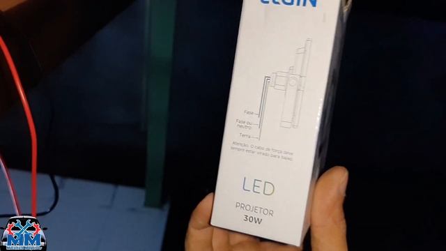 Como Ligar um Refletor de LED em Casa смотреть онлайн
