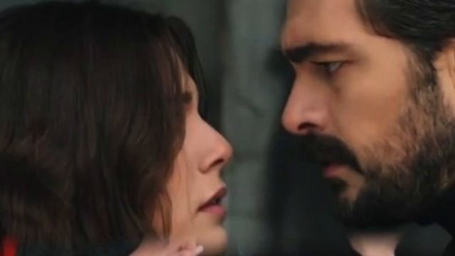 Sıla Türkoğlu y Halil İbrahim Ceyhan fueron vistos juntos de vacaciones смотреть онлайн