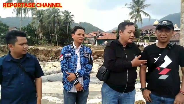 AMPD Kota Tangerang Selatan Salurkan Bantuan Logistik Kepada Korban Bencana Banjir dan Longsor смотреть онлайн