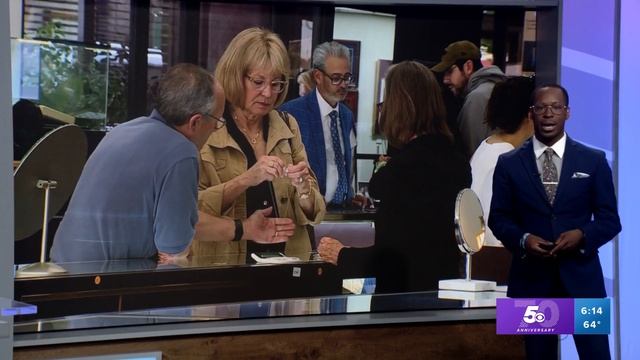 Newton's Jewelers closing after 109 years in Fort Smith смотреть онлайн