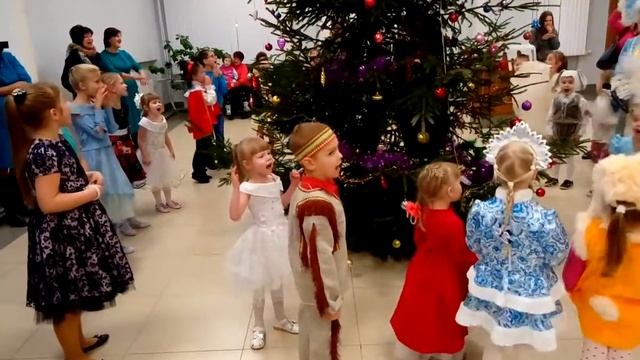 Елочка в Неёлово!!! смотреть онлайн