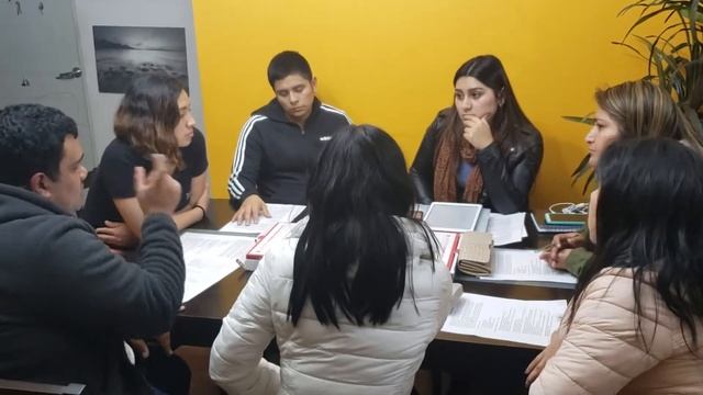 Focus Group 1 - Investigación sobre la ley "Pico y Placa" смотреть онлайн