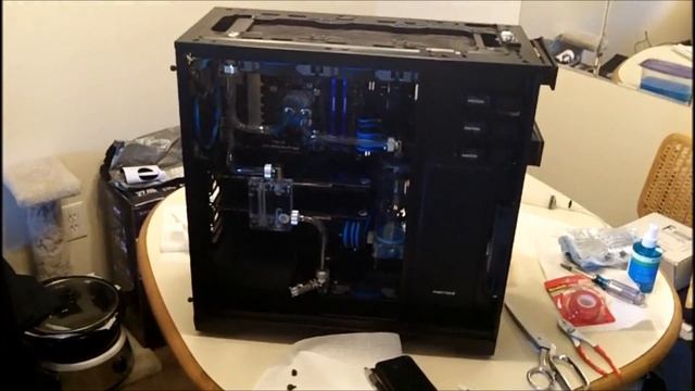 Phanteks Enthoo Pro Watercooled Build Review