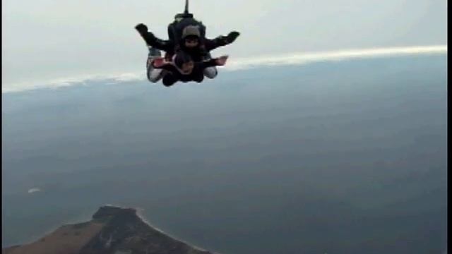 SKYDIVING - FLYING LIKE A BIRD!!! (I'LL -- BE -- BACK!!!) смотреть онлайн
