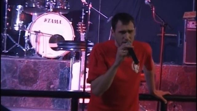 КРАСНО-БЕЛЫЕ смотреть онлайн