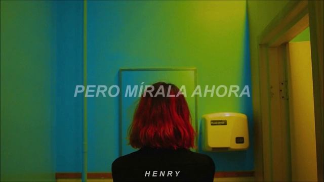 Selena Gomez - Look At Her Now (Traducida al Español) смотреть онлайн