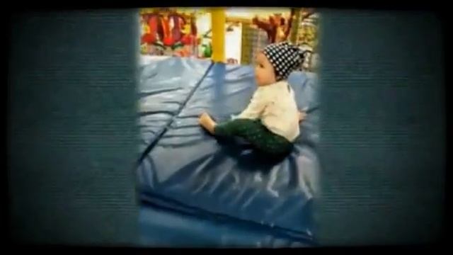 Min-Yoo in Kids Cafe (Created with Magisto) смотреть онлайн