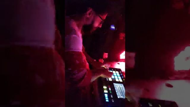 KrazyRaf - Live Set Mix! Kyiv, самый быстрый битмейкер! смотреть онлайн