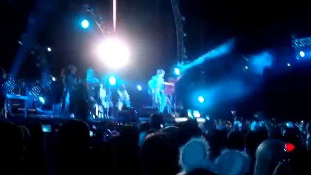 Katya, voz'mi telefon...just dont remeber who is singing :) смотреть онлайн