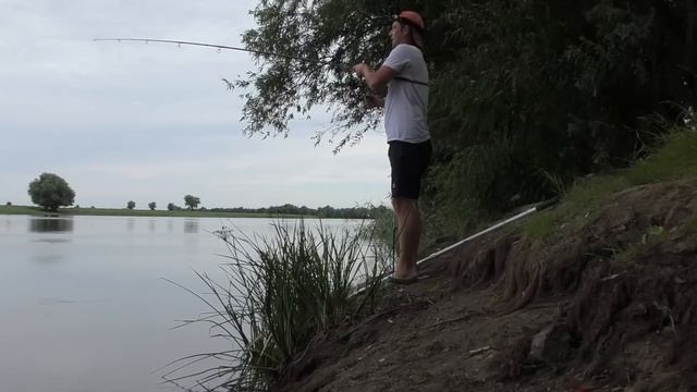 ШАКАЛЫ ЗАЙЦЫ НОРКИ Рыбалка в Астрахани она такая Один с ночевкой в дикие места смотреть онлайн