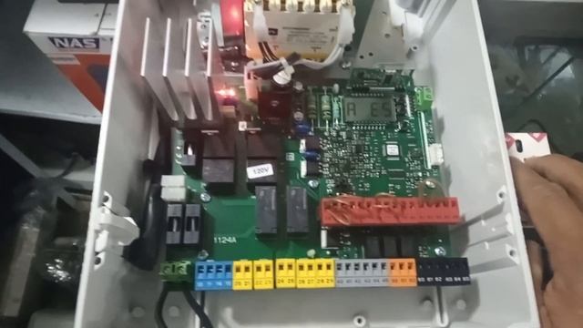 Programacion de Controles Mitto Ch2 Con Tarjeta Thalia P Bft , 110v/220v смотреть онлайн