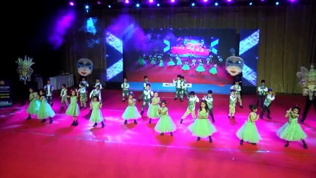 ROYAL PUBLIC SCHOOL HBR BANGALORE LKG C WAKA WAKA SONG ANNUAL DAY 2024 смотреть онлайн