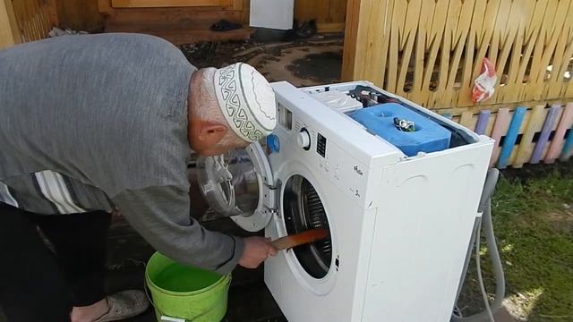 Восьмёрка на барабане стиральной машины продрала крышку смотреть онлайн