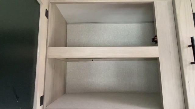 Beautiful camper built by Connect! Very open floor plan! Camper Tour смотреть онлайн