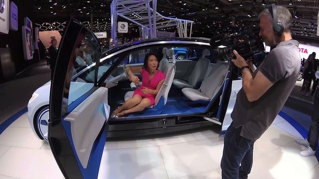 EXP iPhone 7 a PARIGI per Concept Volkswagen ID. Elettrico, connesso, smart! смотреть онлайн