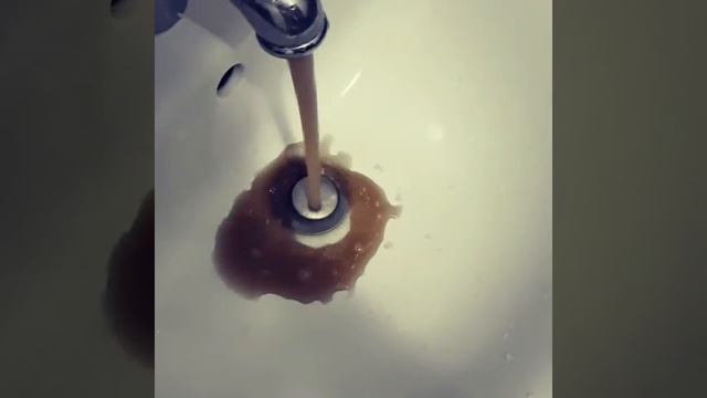 Кола из крана смотреть онлайн