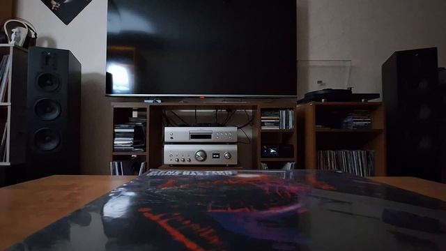Усилитель Denon PMA-1700NE акустика Quad S-5 смотреть онлайн