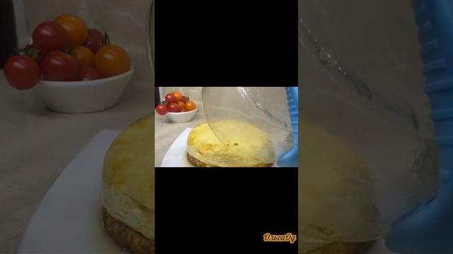 Омлет на завтрак из 3-х яиц и кефира