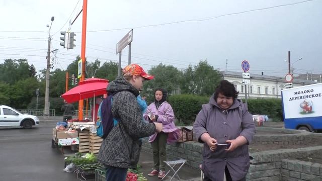 09 06 2019 Нестор Дробот раздаёт Евангелие Матф 11 5 смотреть онлайн