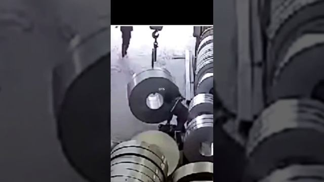 Соблюдайте технику безопасности! Поделитесь ссылкой что бы сохранить.
Техника Безопасности! Жесть! смотреть онлайн