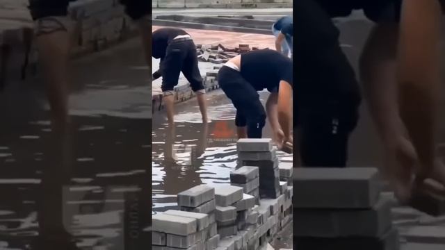 На улице/on the street #t #юмор #funny #смех #memes #прикол #приколы #comedy смотреть онлайн