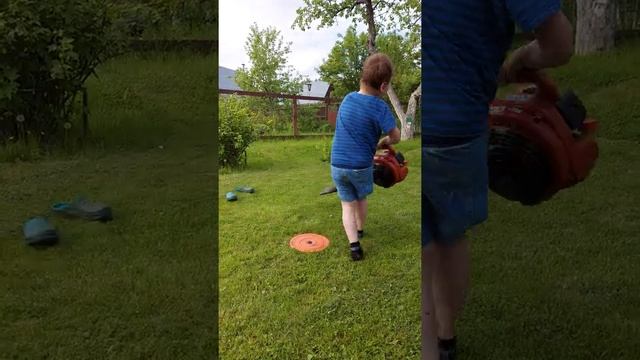 Игра и спорт для ребенка на даче