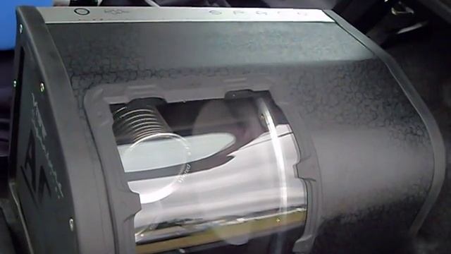 Vibe 15 inch 4500 watt bandpass box run on a Vibe Slick A7 amp смотреть онлайн