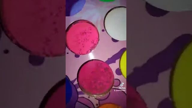 Smoke effect with neon powder смотреть онлайн