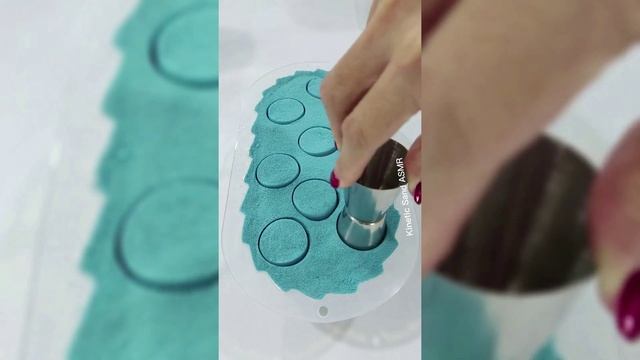 Kinetic Sand ASMR Satisfying Video Relaxing Rainbow Cutting Art Form Love And Elephant смотреть онлайн