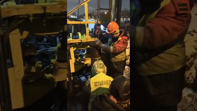Установка фильтра в скважину для откачки воды из котлована. смотреть онлайн