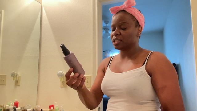 Decluttering My Life: Chronicles of a Beauty Junkie смотреть онлайн