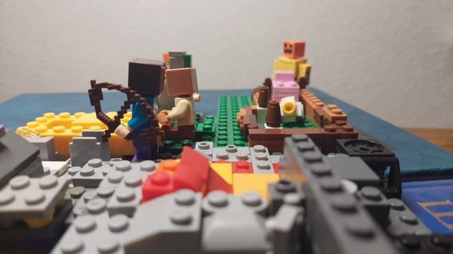 Алекс взяла печеньку