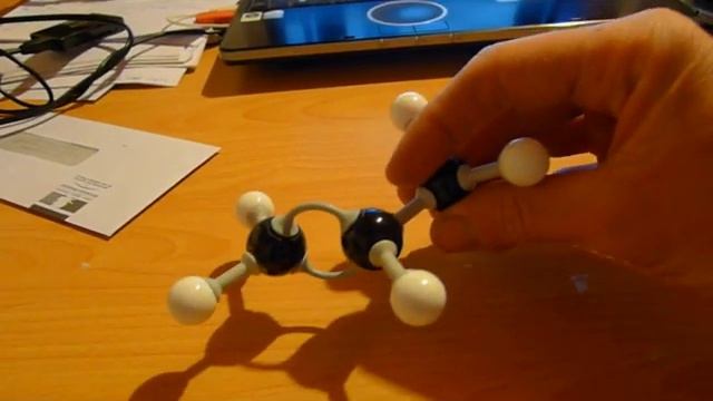 Les hydrocarbures insaturés : alcènes et alcynes смотреть онлайн