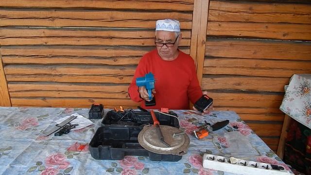 Бракованную мини пилку запустил смотреть онлайн