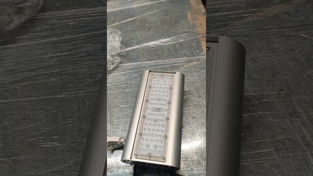 светильник LSC-60-4097, светильники с цветопередачей максимально близкой к солнечному спектру. 4000 смотреть онлайн