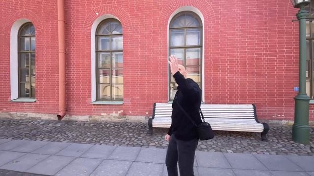 От Медного Всадника через Неву в Петропавловскую крепость. НЕЭКСКУРСИЯ. смотреть онлайн