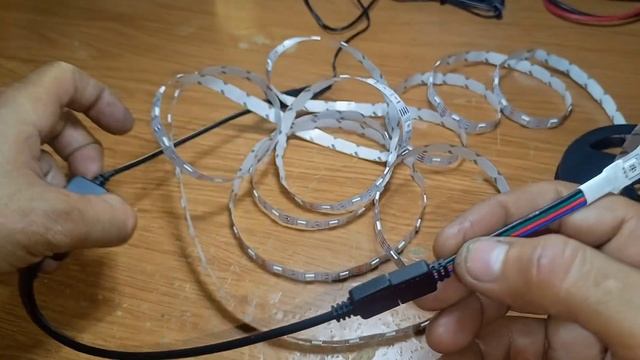 FITA DE LED,S RGB BLUETOOTH COM SINCRONISMO DE VOZ E MÚSICA 🎸🎷 смотреть онлайн