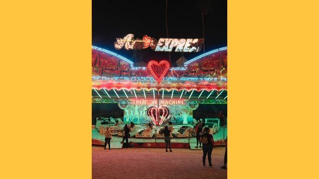 Fujifilm Neon Night Photography Reel | Fuji XT4 and 35mm F/2 Lens смотреть онлайн