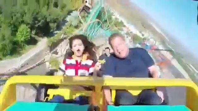 Selena Gomez and King - Com & Get it смотреть онлайн