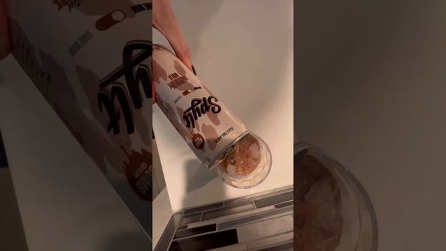 Janelle - I'll say it... I miss Chocolate Milk! смотреть онлайн