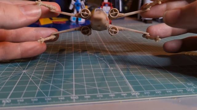 Star Wars Micro Galaxy Squadron series 1 X Wing fighter смотреть онлайн