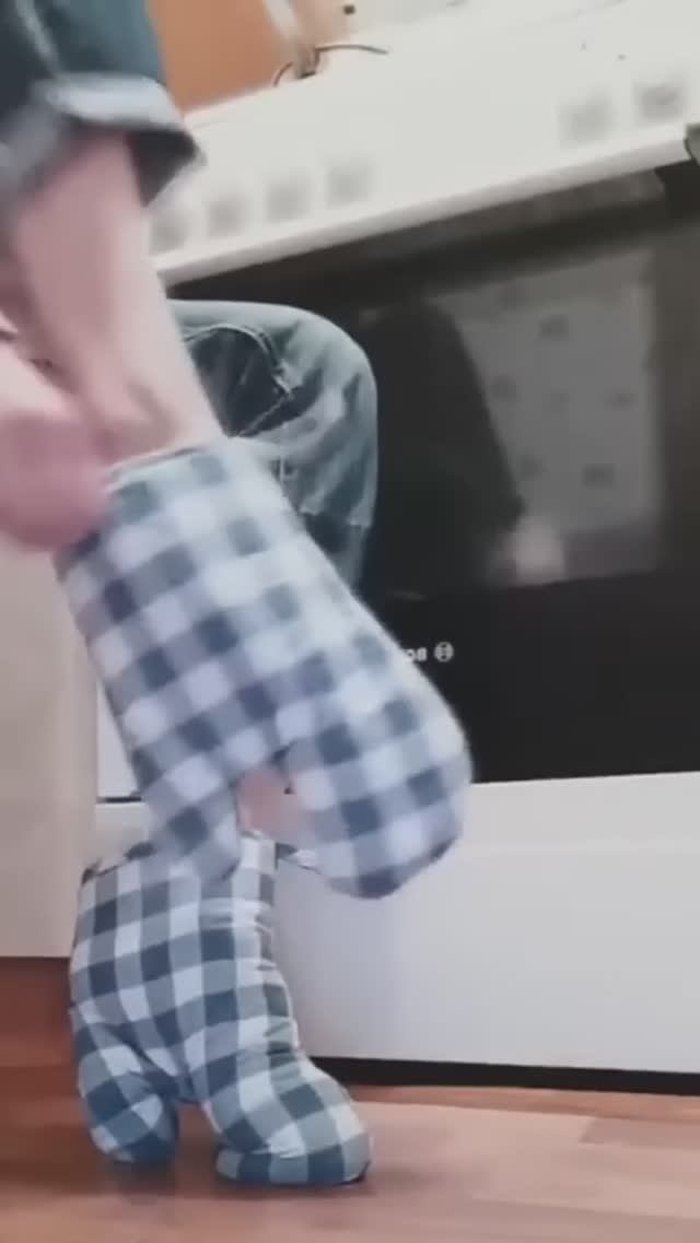 На кухне/In the kitchen #t #funny #юмор #смех #memes #приколы смотреть онлайн