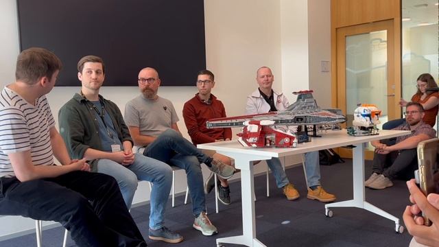 LEGO Star Wars UCS Venator and Clone Wars Designer Interview at Fan Media Days! смотреть онлайн