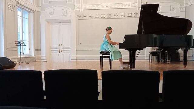 Худякова Анна В.А.Моцарт Соната номер 8,С.В. Рахманинов Юмореска,г.Псков ,,Цветы нации,, 12 лет. смотреть онлайн
