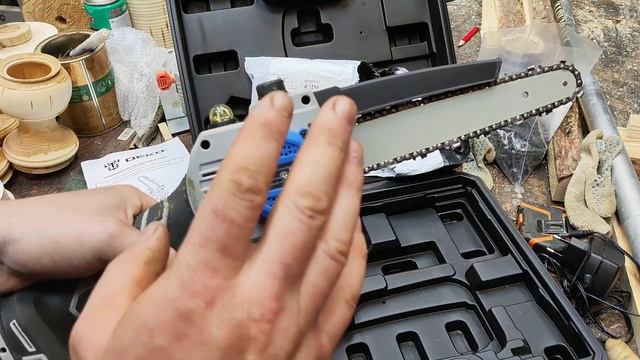 Пила DEKO DKCHS 20V