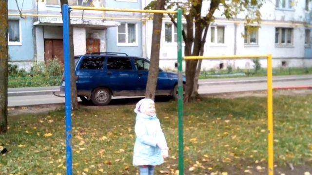 Прогулка Бывалово Алиса и Макс playground slide смотреть онлайн