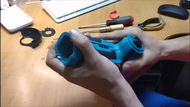 Мини УШМ-разборка ,смазка,ознакомление с начинкой. смотреть онлайн