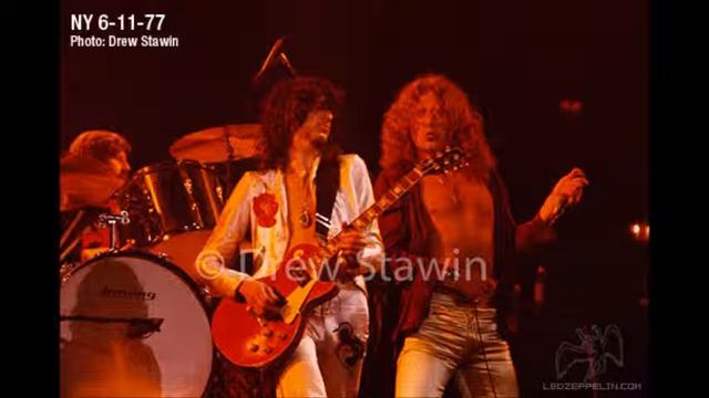 16. Achilles Last Stand - Led Zeppelin [1977-06-11 - Live at New York] смотреть онлайн